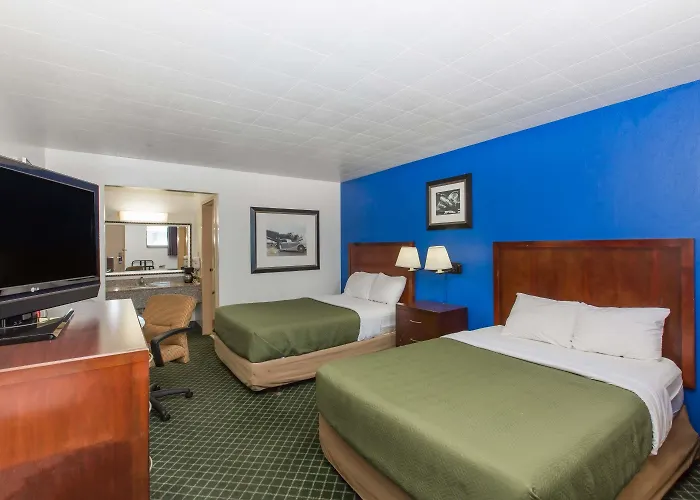Travelodge By Wyndham Great Bend