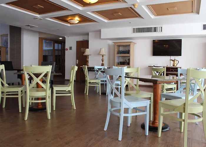 Plaza Nof Hagalil