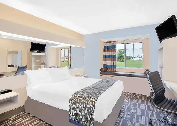 Microtel Inn And Suites Clear Lake
