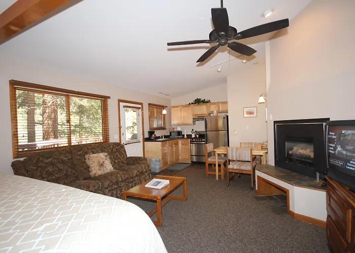 Streamside On Fall River