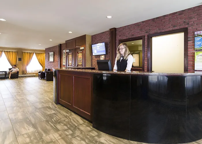 Albatross Hotel