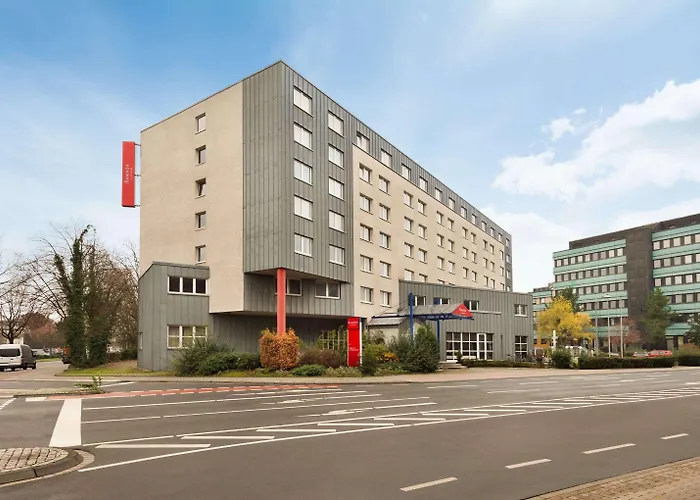 Ramada By Wyndham Bottrop City