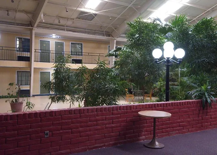Econo Lodge Elk City