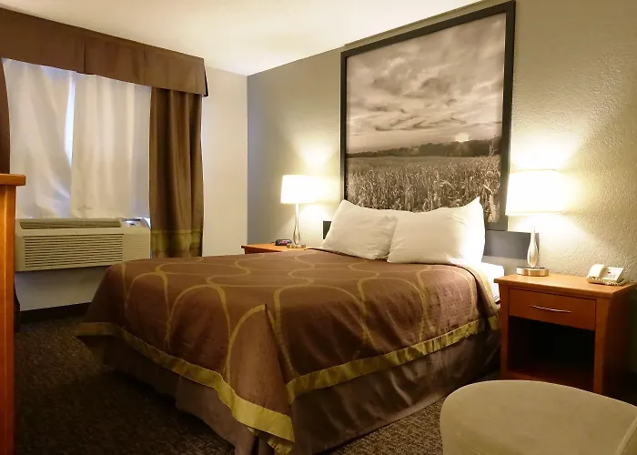 Super 8 By Wyndham Regina