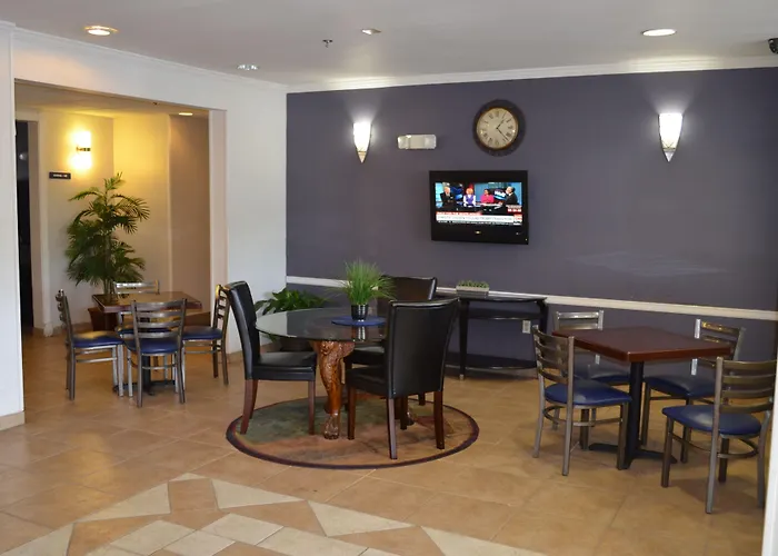 Stay Express Inn And Suites Atlanta Union City
