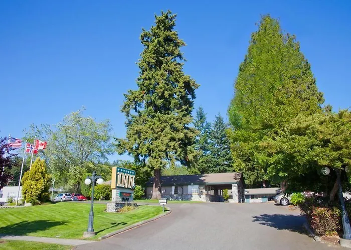 Poulsbo Inn & Suites