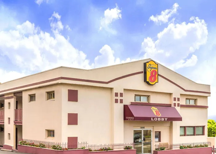 Super 8 By Wyndham North Bergen Nj/Nyc Area