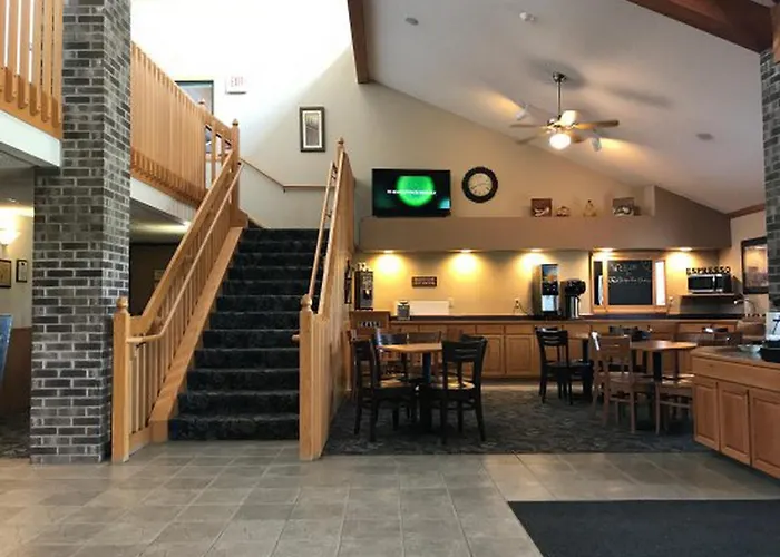 Fairbridge Inn & Suites Thorp