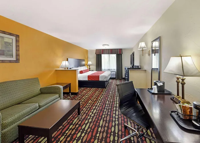 Best Western Greentree Inn & Suites