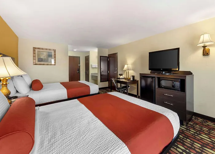 Best Western Greentree Inn & Suites
