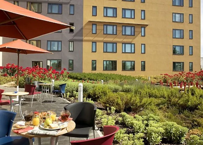B&B HOTEL Paris Grand Roissy CDG Aéroport 4 étoiles