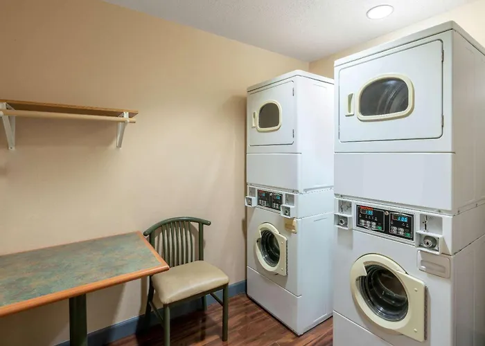 Microtel Inn & Suites