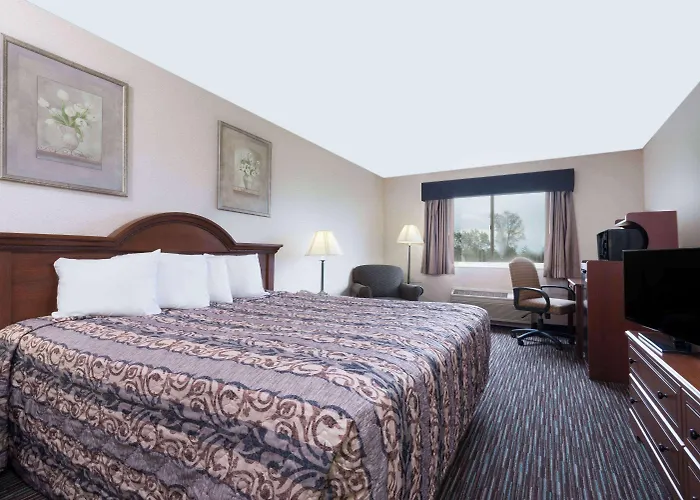 Baymont By Wyndham Columbus/Rickenbacker
