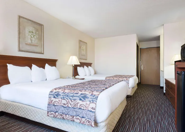 Baymont By Wyndham Columbus/Rickenbacker