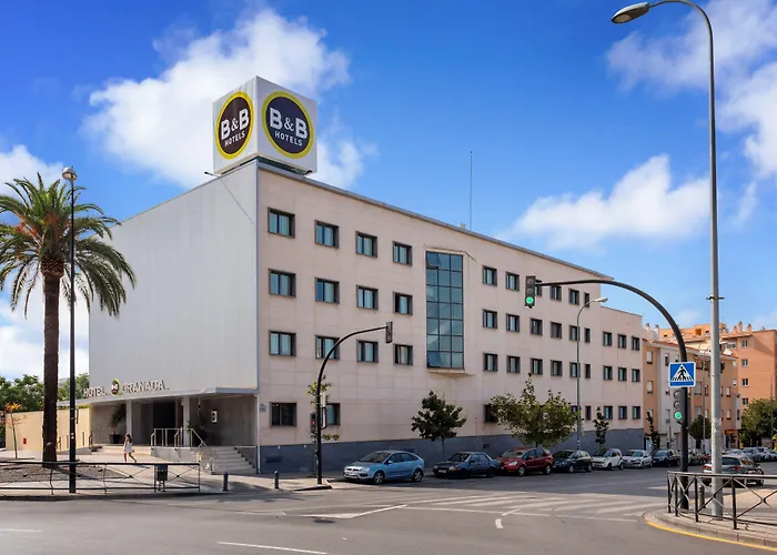 B&B Hotel Granada Estacion