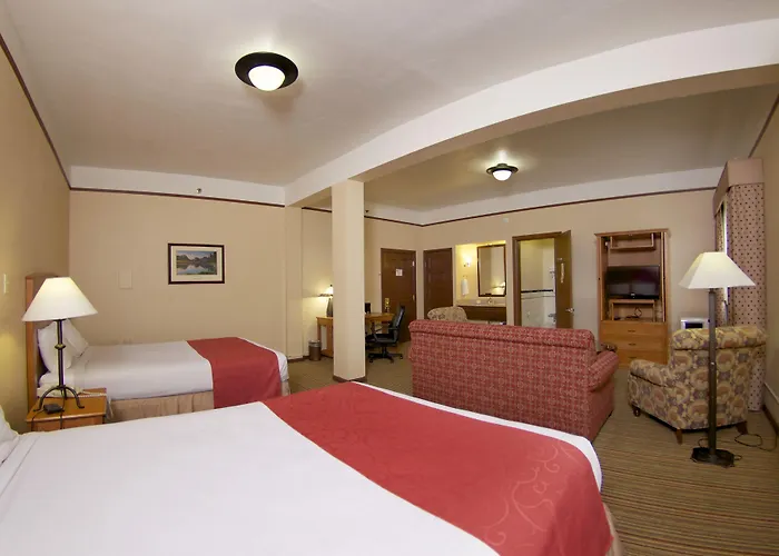 Historic Plains Hotel