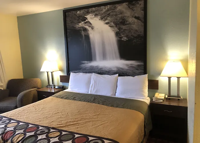 Super 8 By Wyndham Plover Stevens Point Area