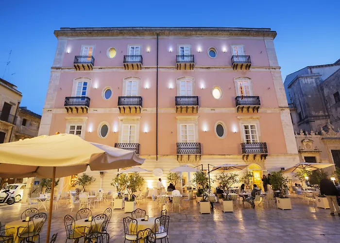 Palazzo Artemide - Vretreats, An Slh Hotel