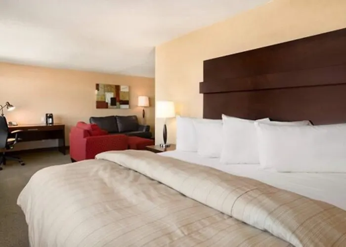 The Senator Hotel & Conference Center Timmins