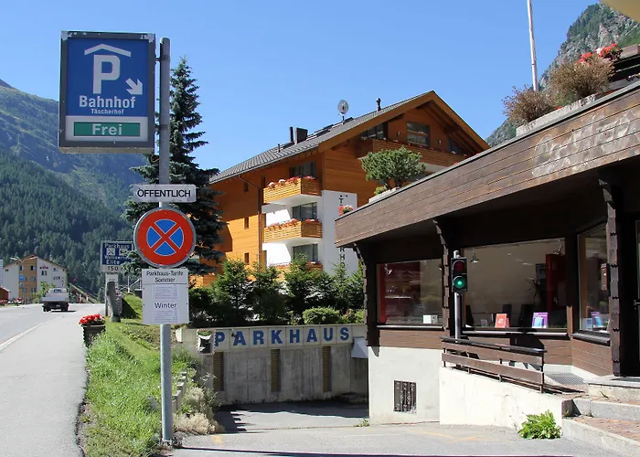 Typically Swiss Hotel Taescherhof