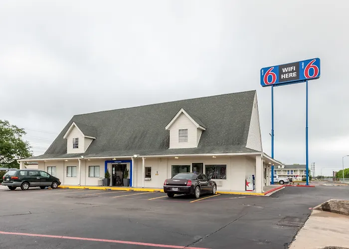 Motel 6-Webster, Tx - Houston - Nasa Lake