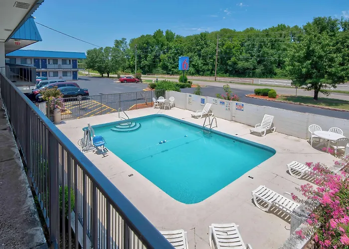 Motel 6-Russellville, Ar