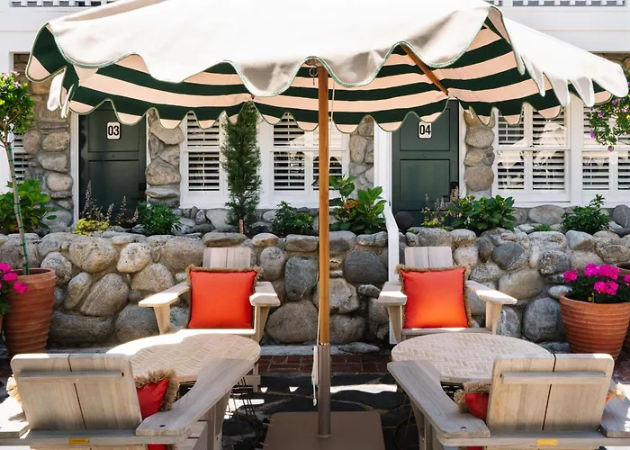 Le Petit Pali at 8th Ave