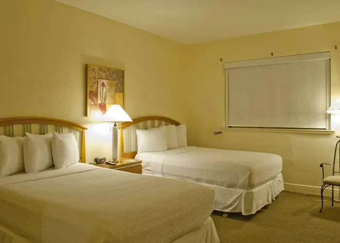 Dorchester Hotel & Suites