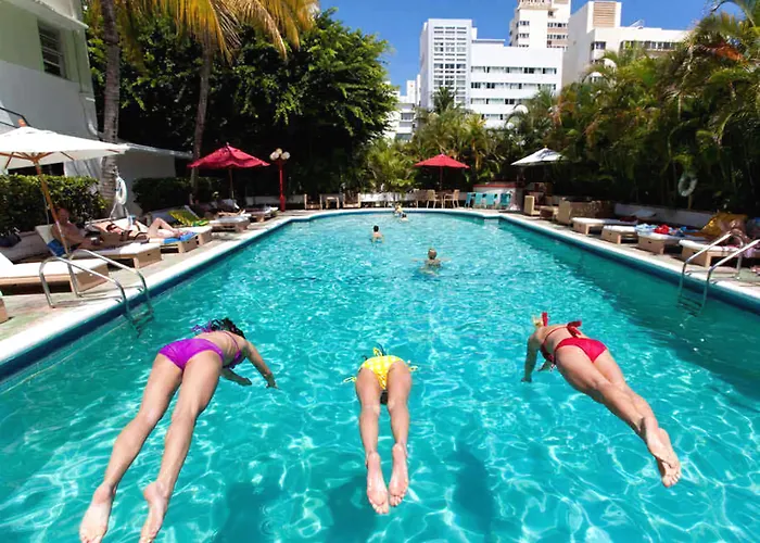 Dorchester Hotel & Suites
