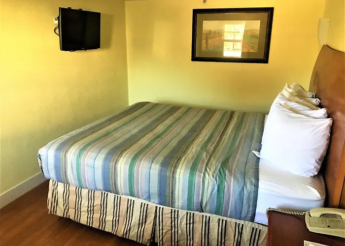 Travelodge By Wyndham Fairfield/Napa Valley