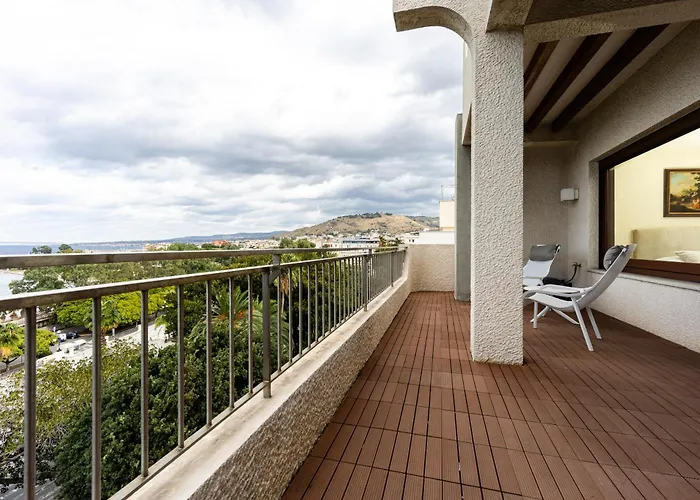Reggio Suite