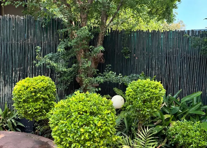 Atterbury Value Bed And Breakfast Garsfontein