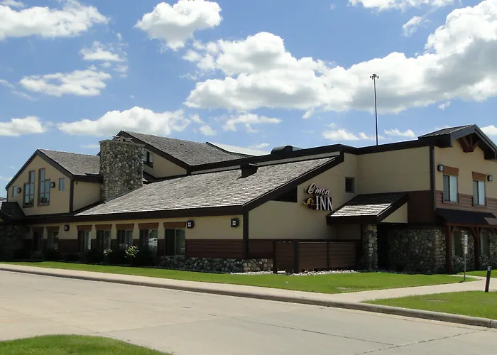 C'Mon Inn & Suites Fargo