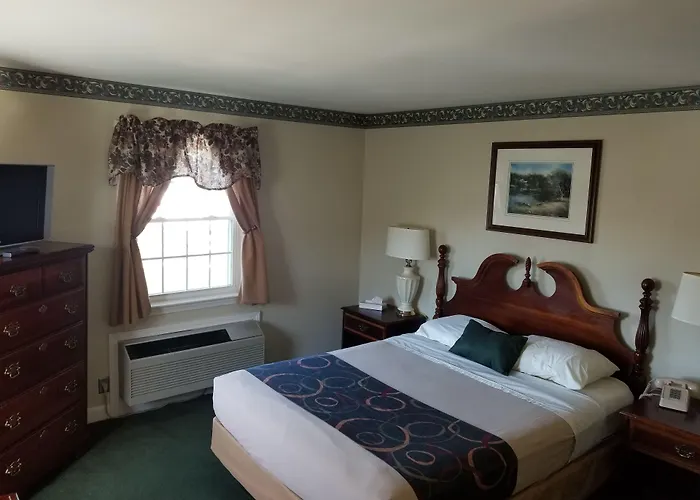 Colonial Inn Seekonk