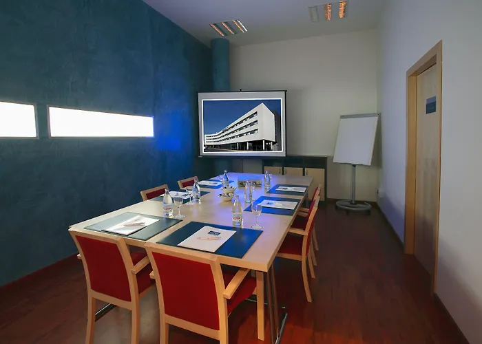 Holiday Inn Express Molins De Rei By Ihg