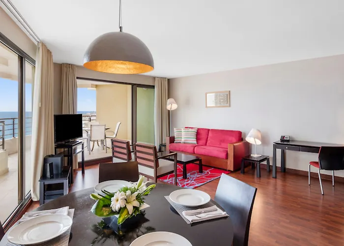 Ramada Hotel & Suites By Wyndham Noumea