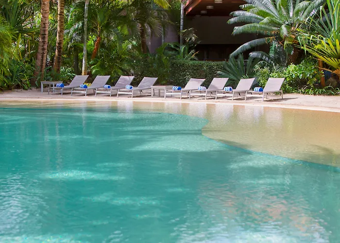 Ramada Hotel & Suites By Wyndham Noumea