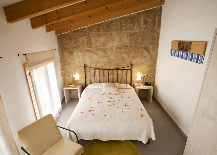 L'Host Boutique Rooms