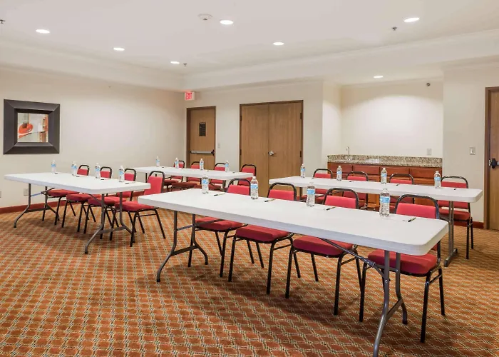 Super 8 By Wyndham St Robert Ft Leonard Wood Area