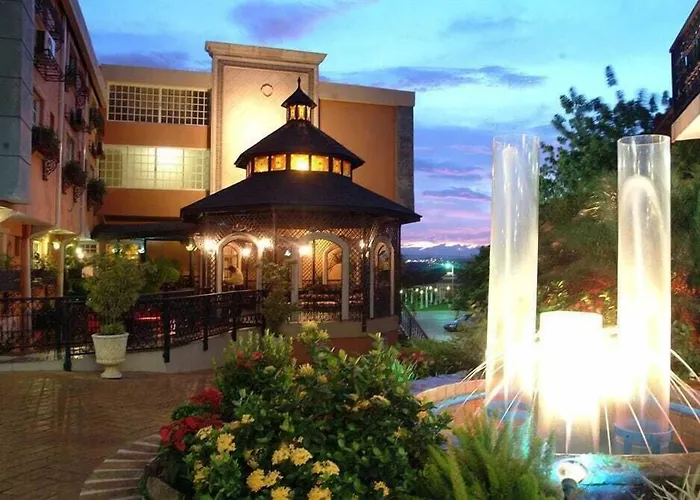 Platino Hotel & Casino