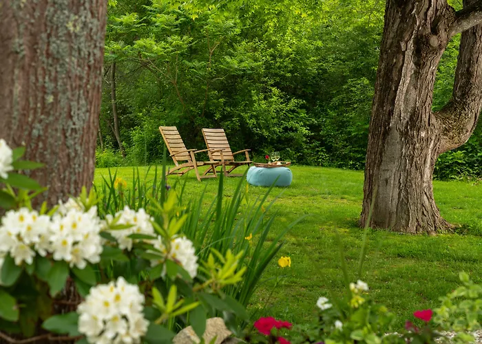 Waldo Emerson Inn