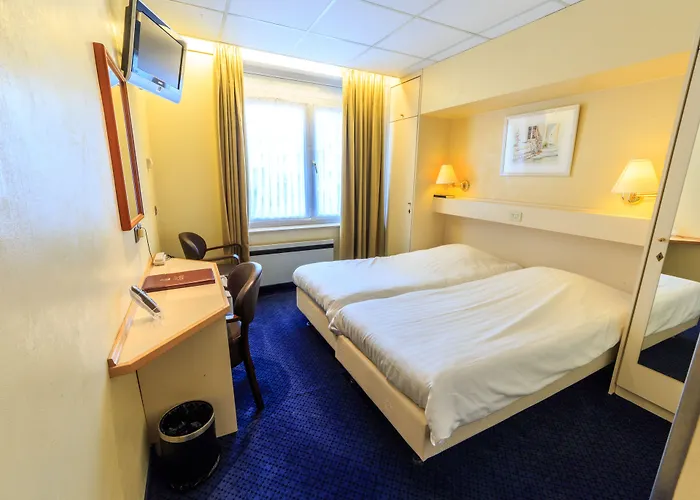 Hotel Pacific