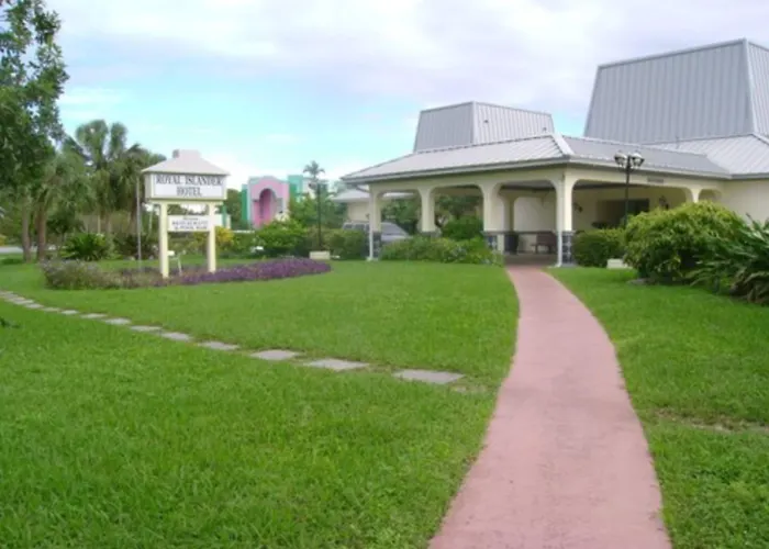 Royal Islander Hotel