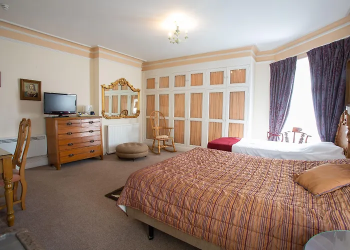 Fines Bayliwick Hotel