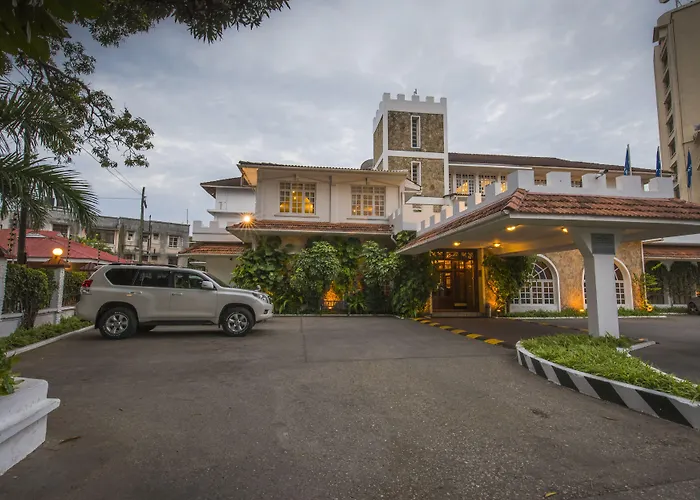 Protea Hotel By Marriott Dar Es Salaam Courtyard