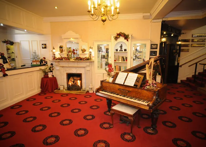 Bush Hotel