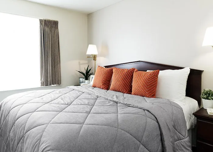Intown Suites Extended Stay Phoenix Az - Gilbert
