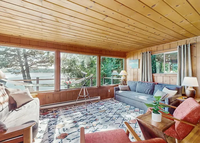 Hale Passage Beach House