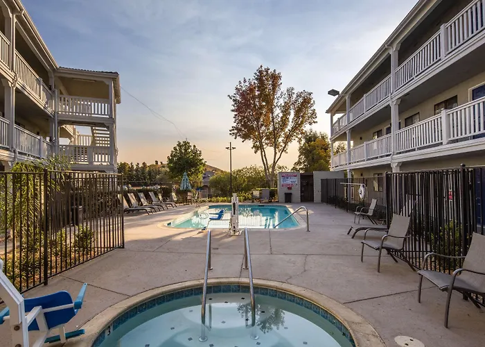 Surestay By Best Western Fairfield Napa Valley