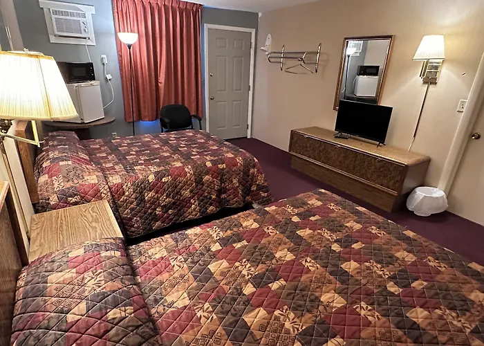 Pamola Motor Lodge